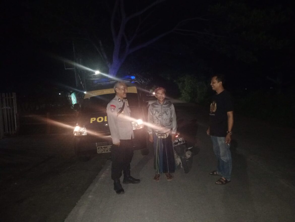 Polsek Kresek gencarkan giat Patroli Mobile malam hari antisipasi Kejahatan Jalanan di Wilayah Hukum Polsek Kresek