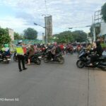 Polsek Tambun Selatan Kawal Kelancaran Lalu Lintas Pagi di U-Turn Naga dan Citra