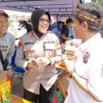 Momen Kapolsek Tambun Selatan Datang ke Bazar UMKM: Mana Lagi yang Harus Saya Endorse?