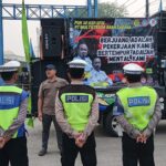 Polsek Cikarang Timur Kawal Keberangkatan Ratusan Buruh PT Michelin Menuju Aksi Unjuk Rasa di DPRD Kota Bekasi