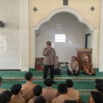 Cegah Kenakalan Remaja, Polsek Serang Baru Gelar Police Goes To School di SMP Negeri 1 Serang Baru