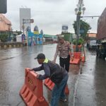 Pembongkaran Barrier di Simpang SGC Cikarang, Arus Lalu Lintas Kembali Normal dan Lancar