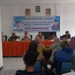 Polsek Cikarang Timur Pastikan Kondusivitas Musdes Penetapan Unsur Masyarakat di Desa Karangsari