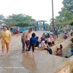 Libur Akhir Pekan, Kolam Renang Anak Rest Area Mbah Goen Cikarang Timur Diserbu Wisatawan Lokal